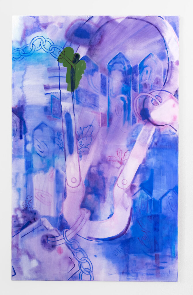Peinture figurative grand format tons bleus et violets. Une clef tombe dans l'eau.