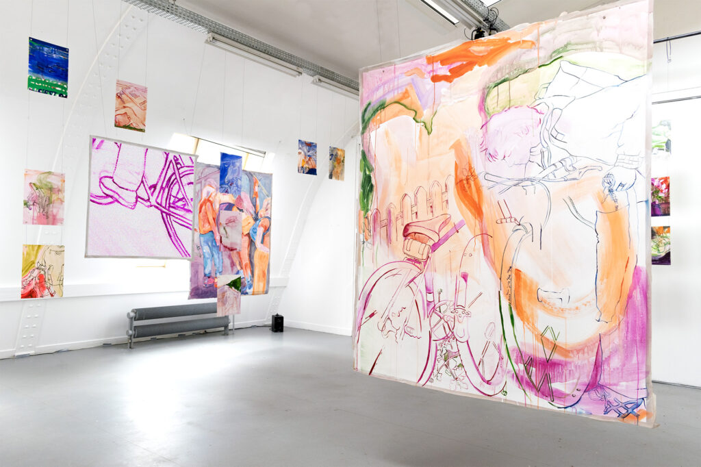 Exposition réunissant peintures, mapping, animation, installation sonore.